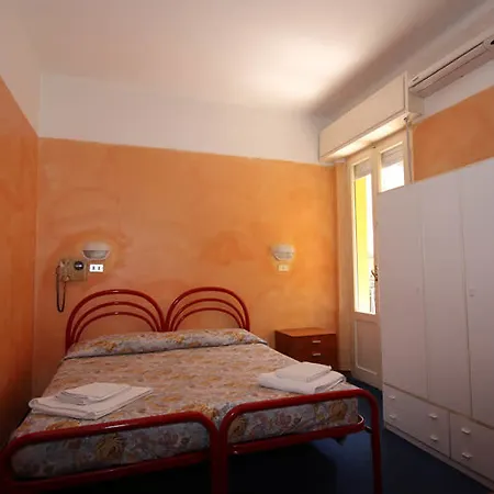 Itala 3* Rimini
